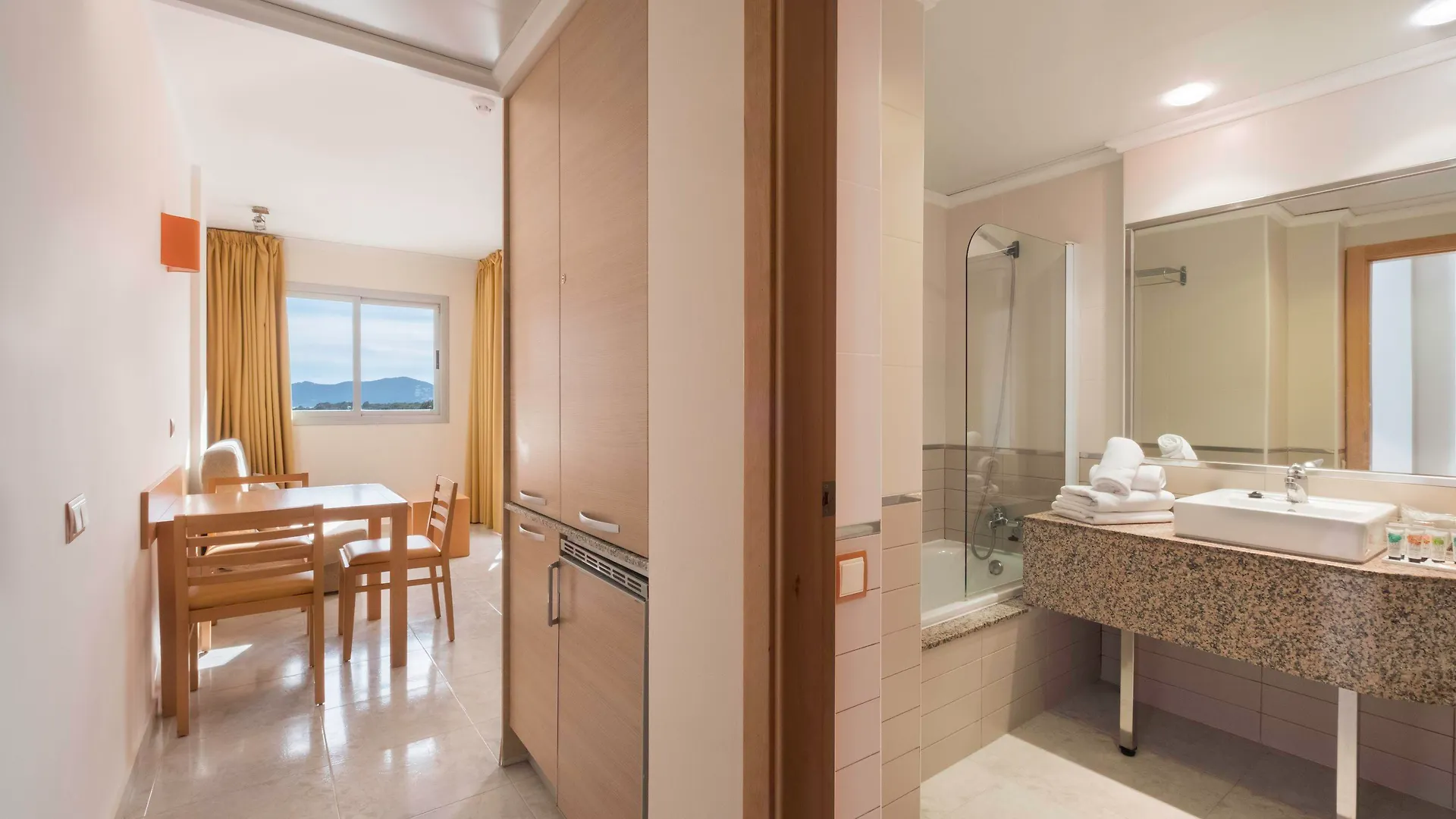 Aparthotel Moon Dreams Atlantic Es Canar  4*, Es Canar (Ibiza) Spain