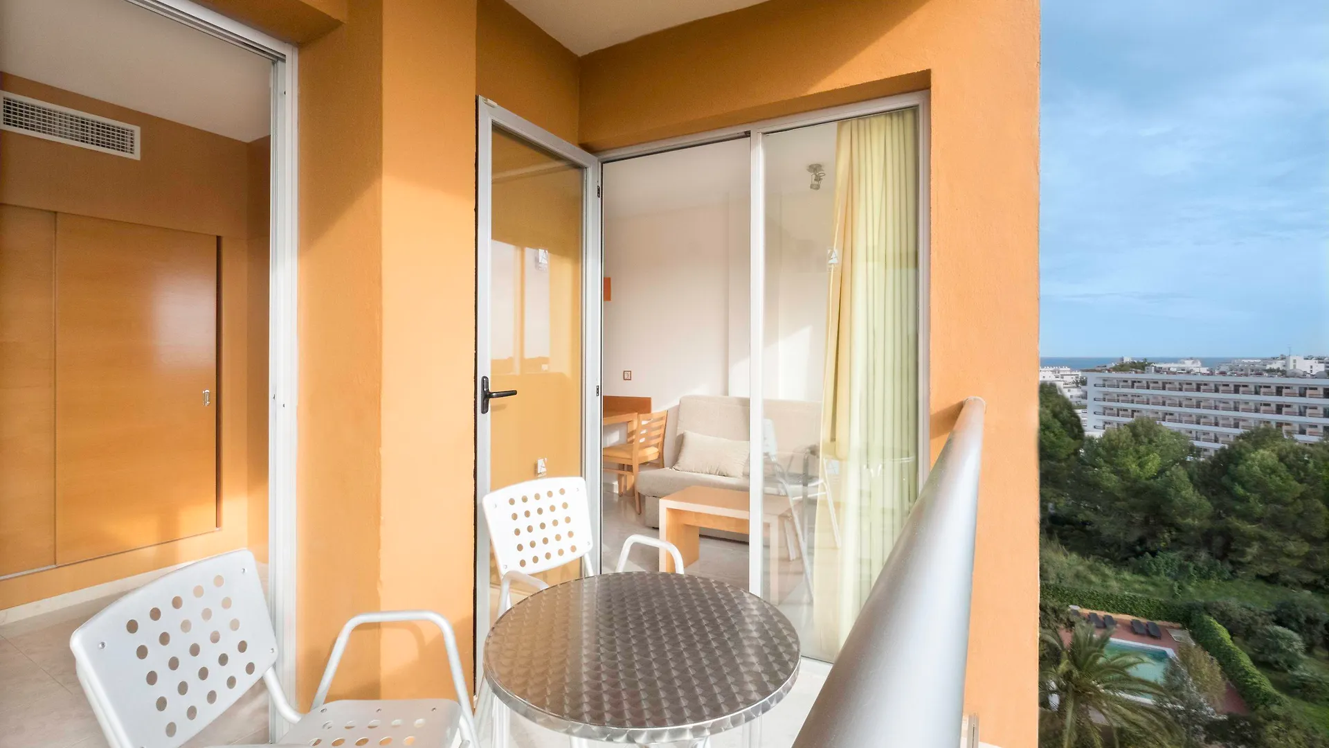 Aparthotel Moon Dreams Atlantic Es Cana 호텔