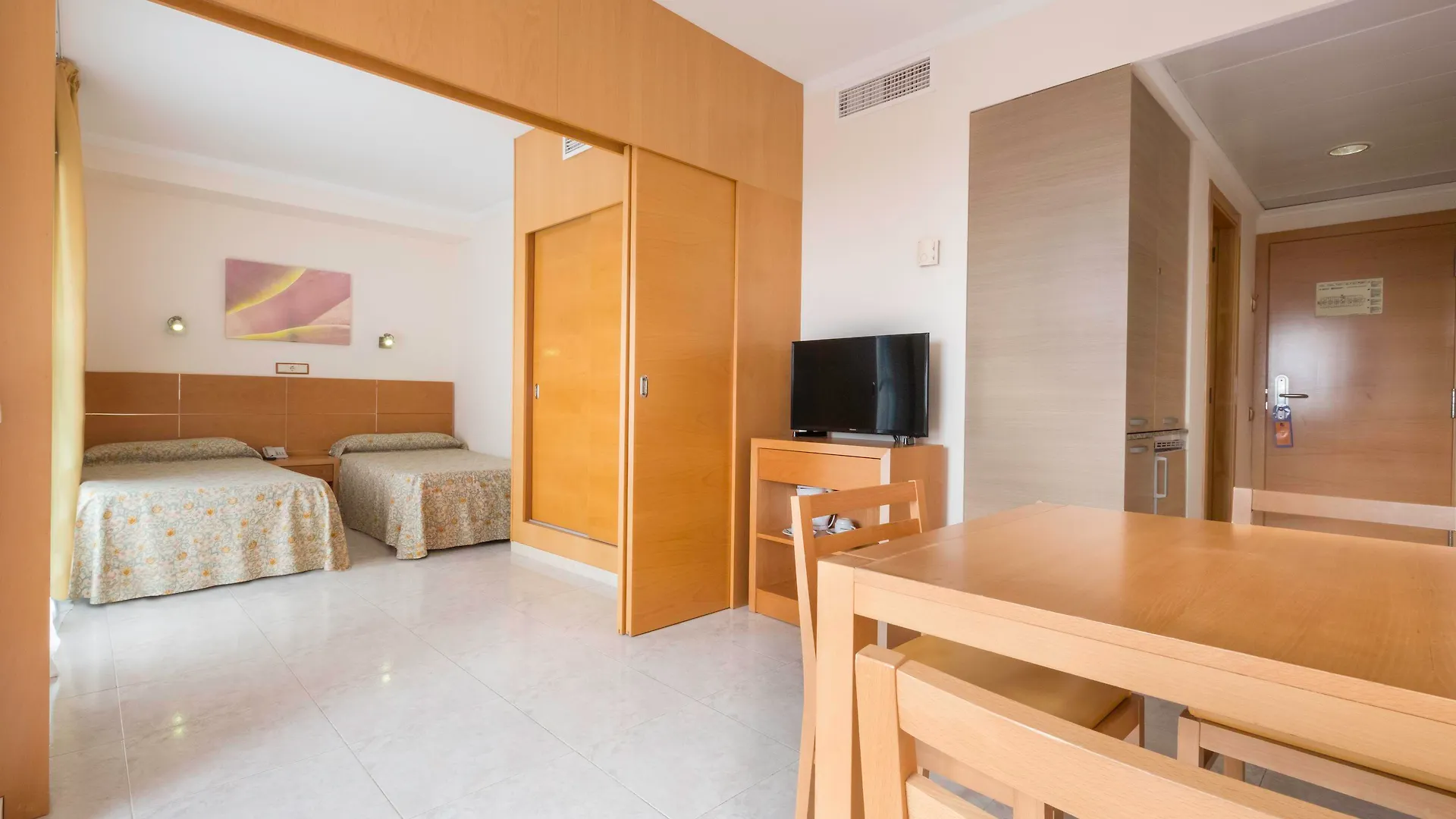 Aparthotel Moon Dreams Atlantic Es Cana Hotel