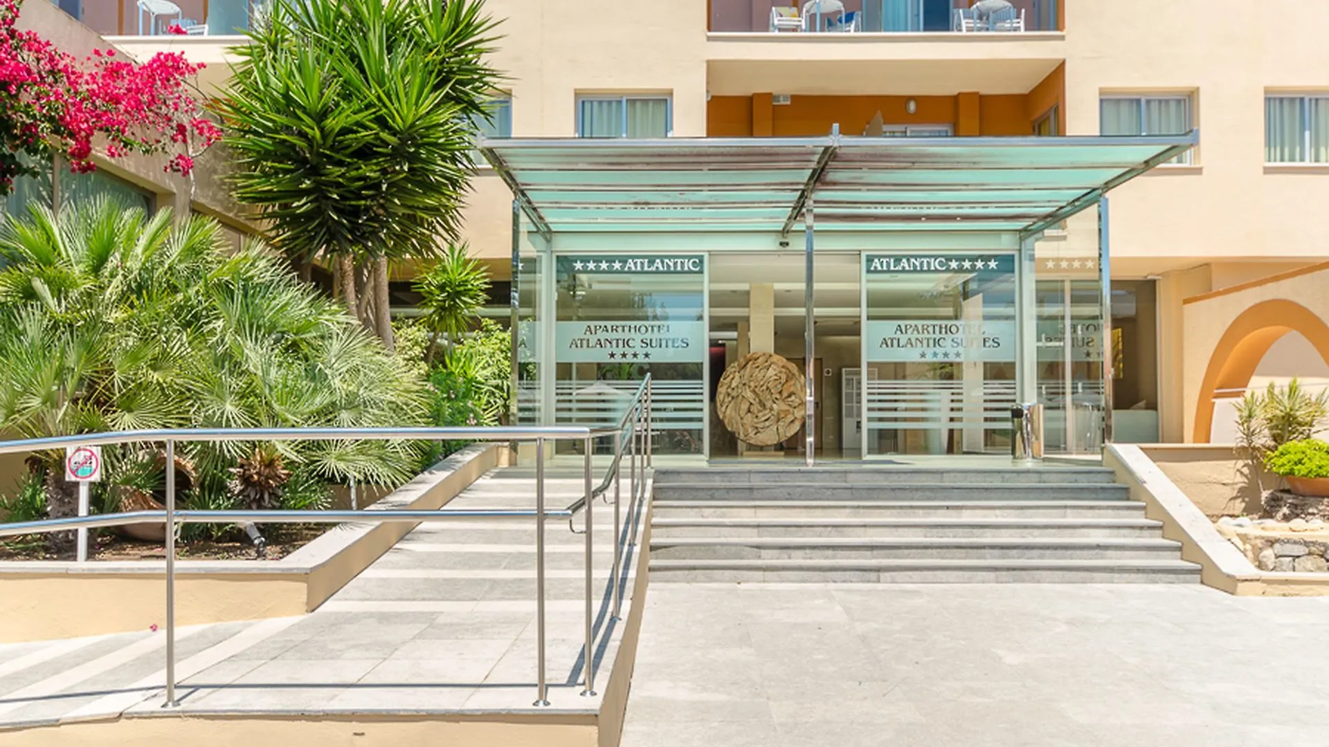 Aparthotel Moon Dreams Atlantic Es Cana 4*,